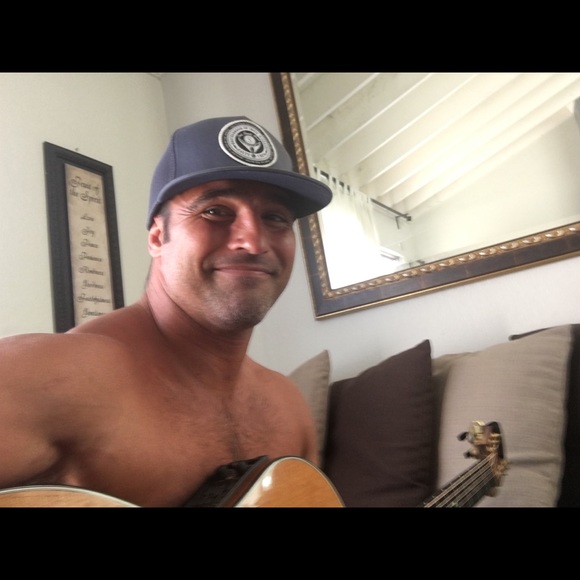 Meet your Posher, Daniel - Picture 1 of 1